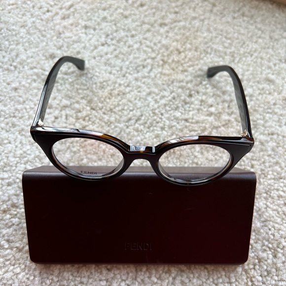 Fendi glasses - Picture 2 of 5